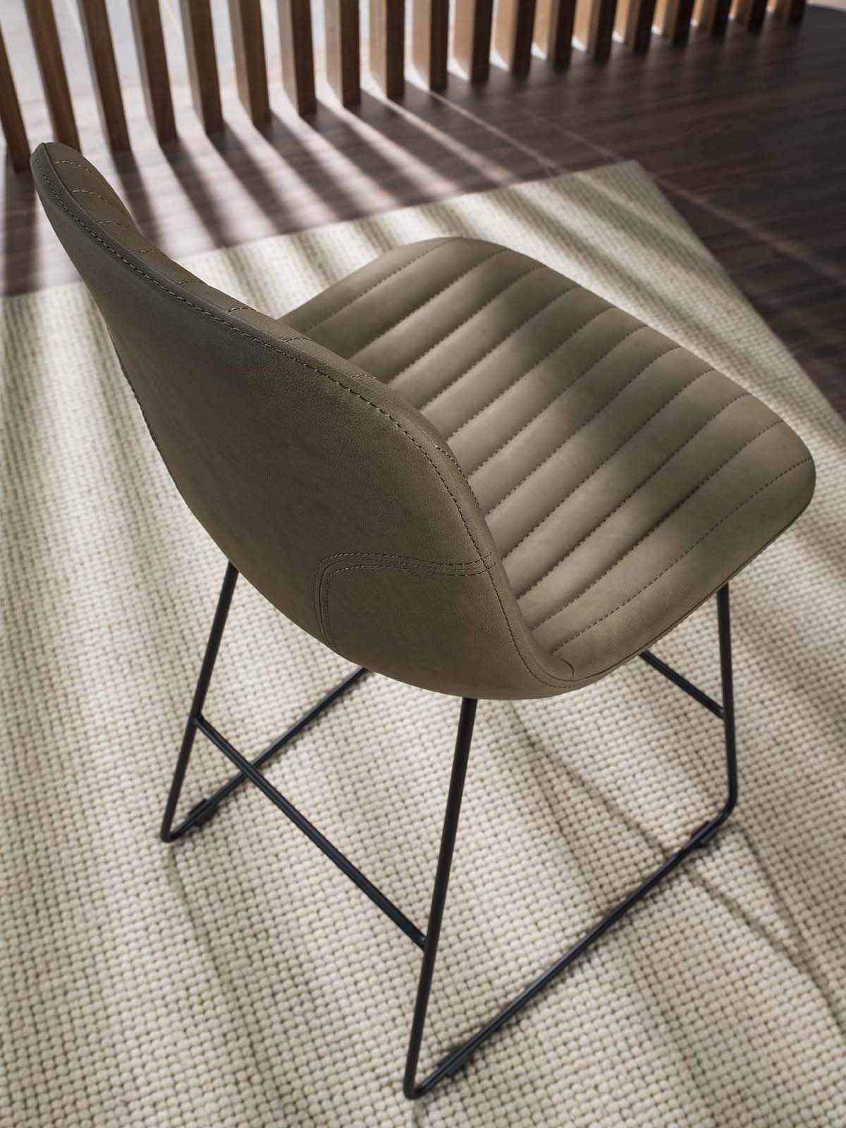 Coppia sgabelli per isola cucina Arendal Stool