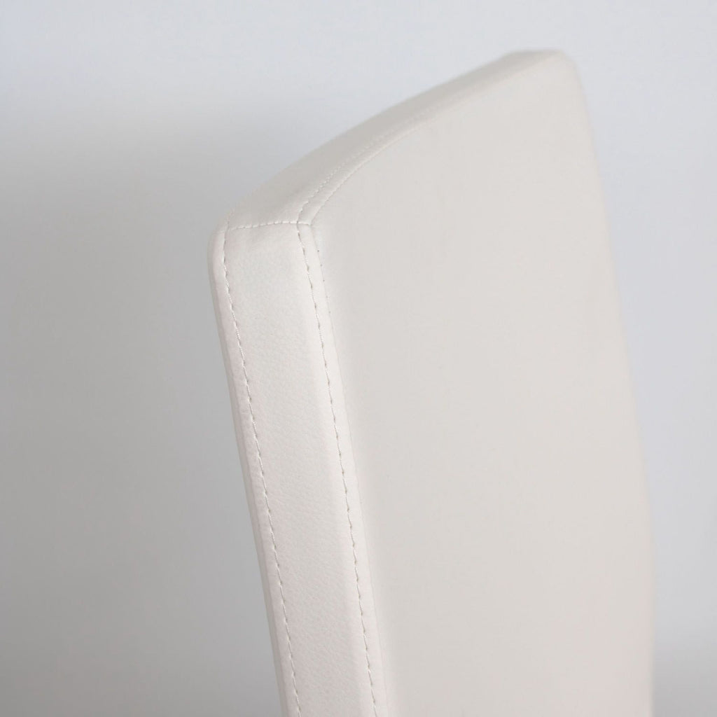 Sedia da cucina imbottita con gambe in legno Linette