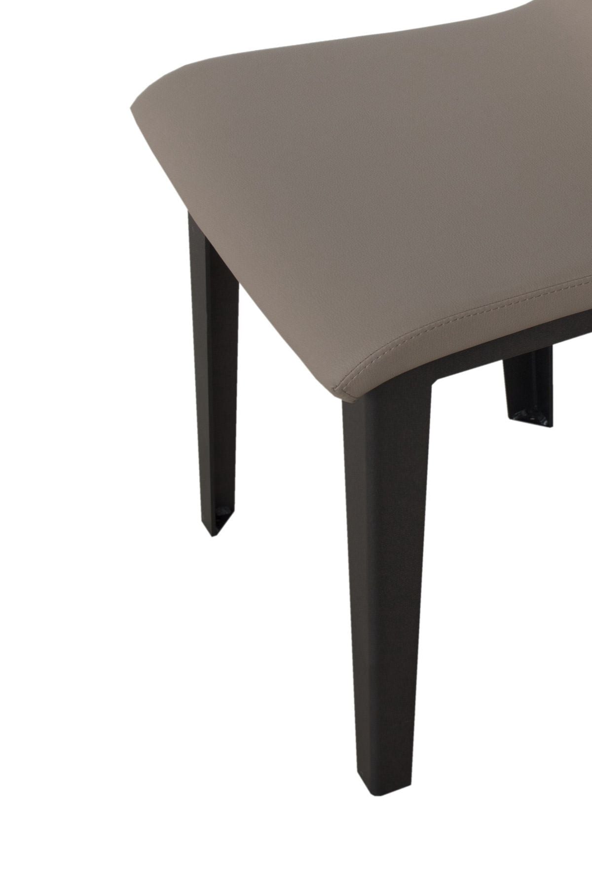 Sedia imbottita design moderno Alesund