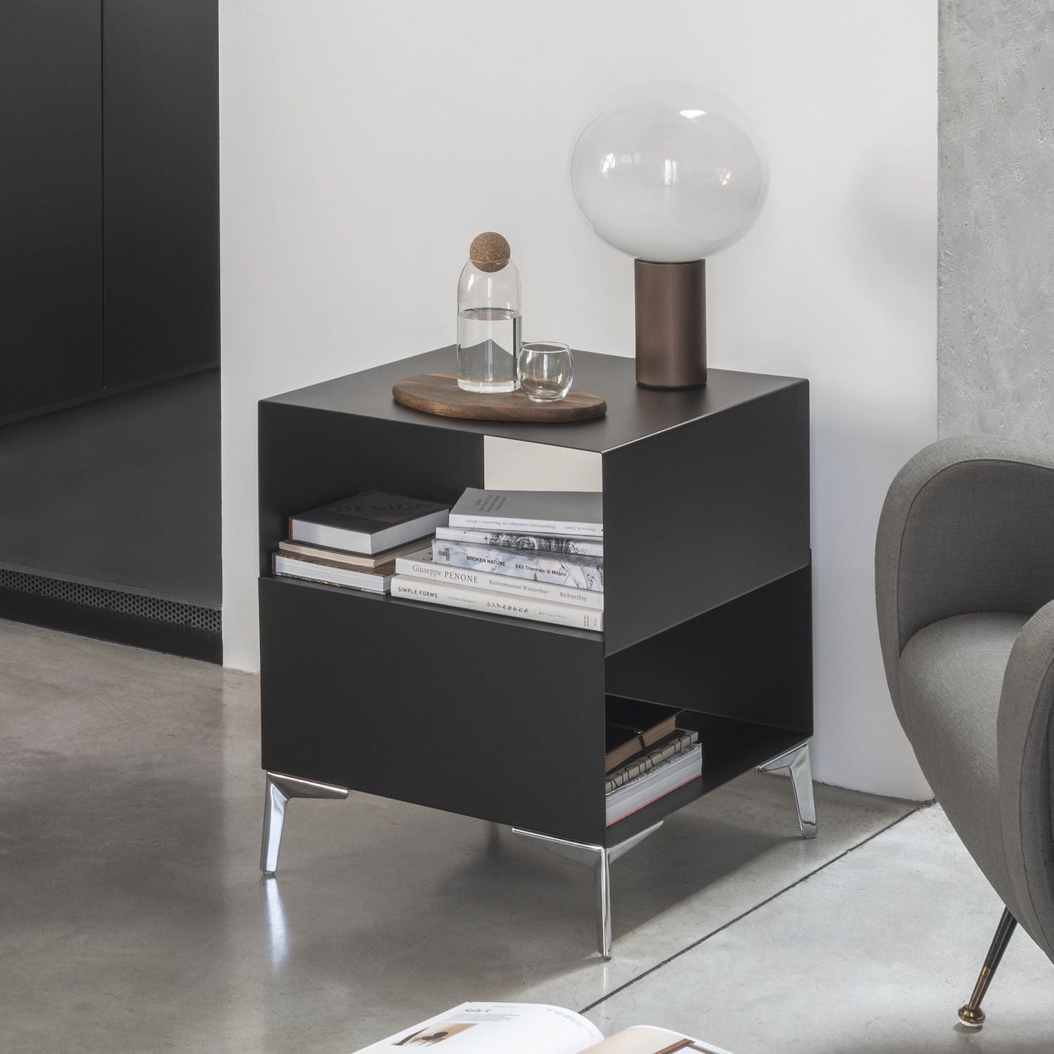 Tavolino comodino design moderno Larry