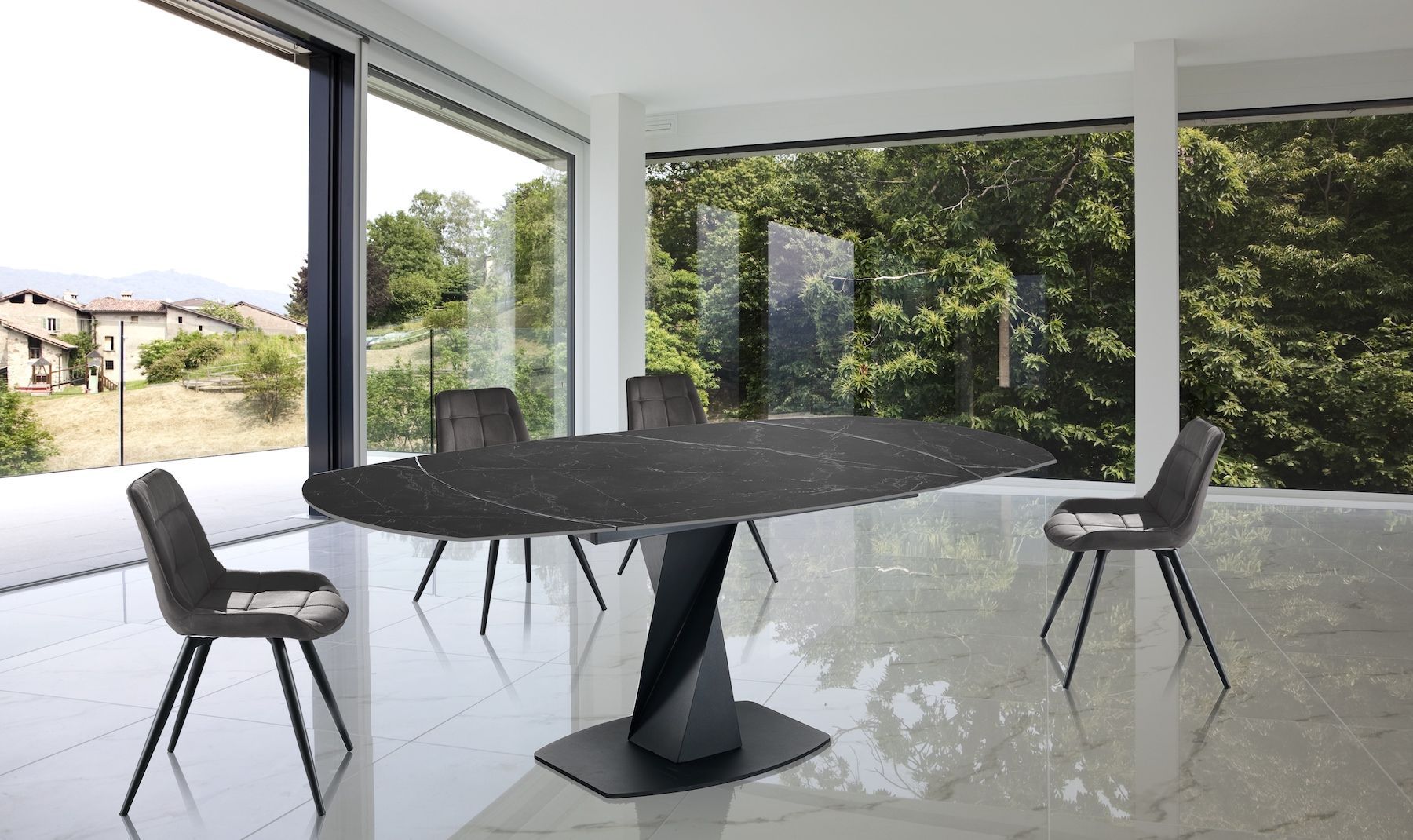 Tavolo allungabile con piano in ceramica Bernat Black