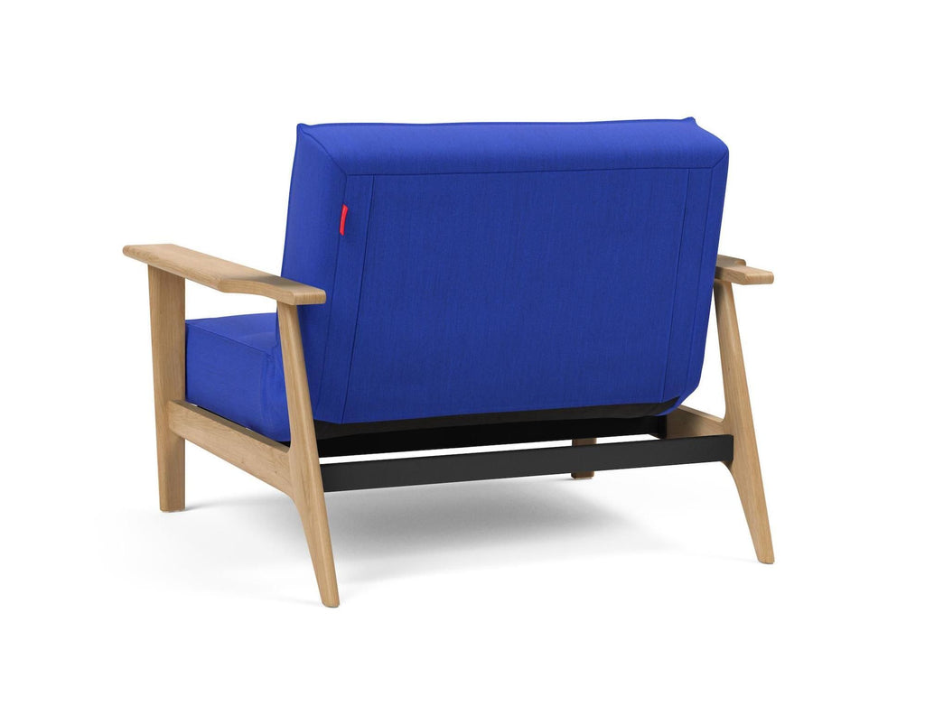 Poltrona design scandinavo in tessuto o velluto SplitBack Frej - 512 Elegance Ultramarine