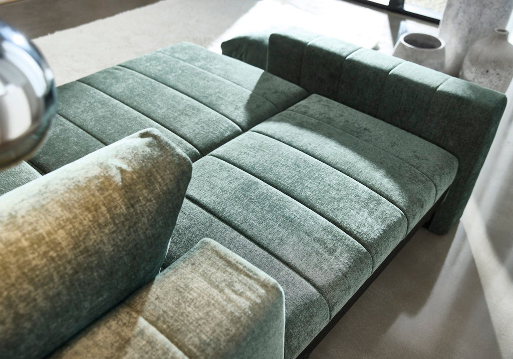 Divano letto matrimoniale con penisola e braccioli Akello Lounger Arms - 281 Avella Pine Green