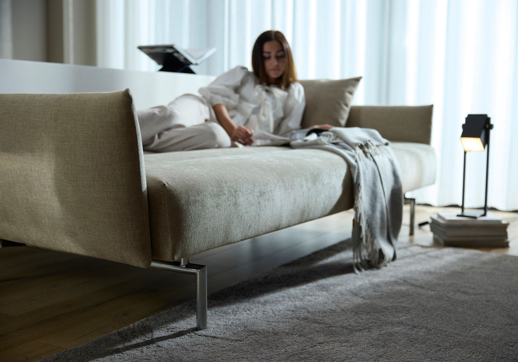 Divano letto con braccioli Jillis Arms - 280 Avella Sand