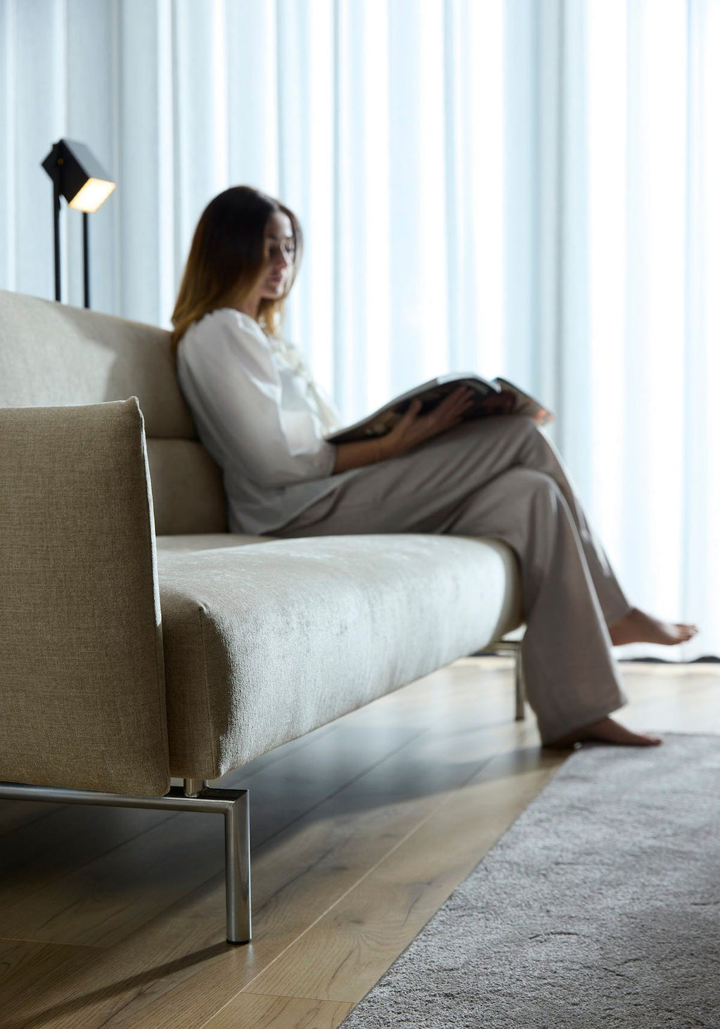 Divano letto con braccioli Jillis Arms - 280 Avella Sand