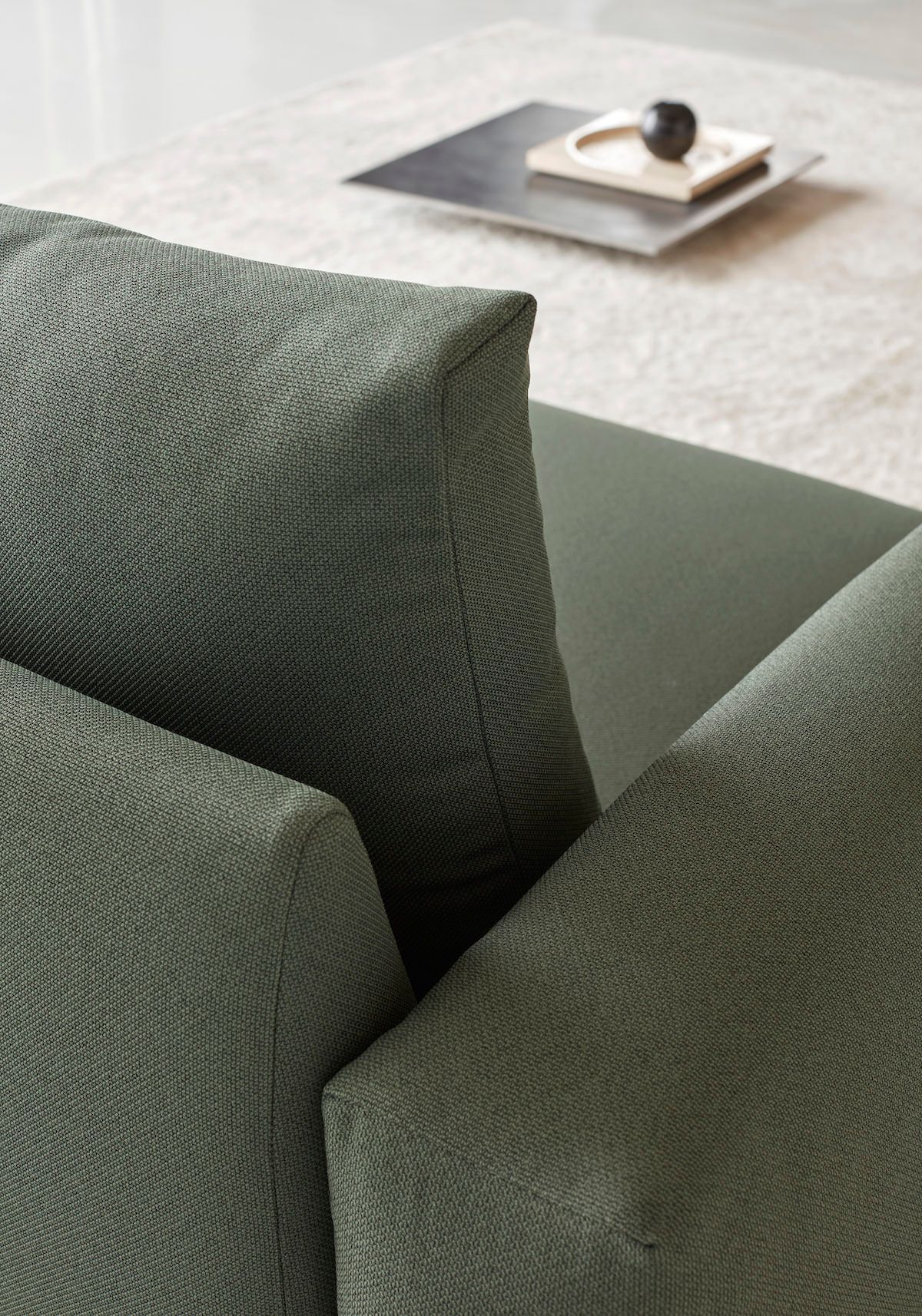 Poltrona design moderno Arthon - Cura 769 Saga Green