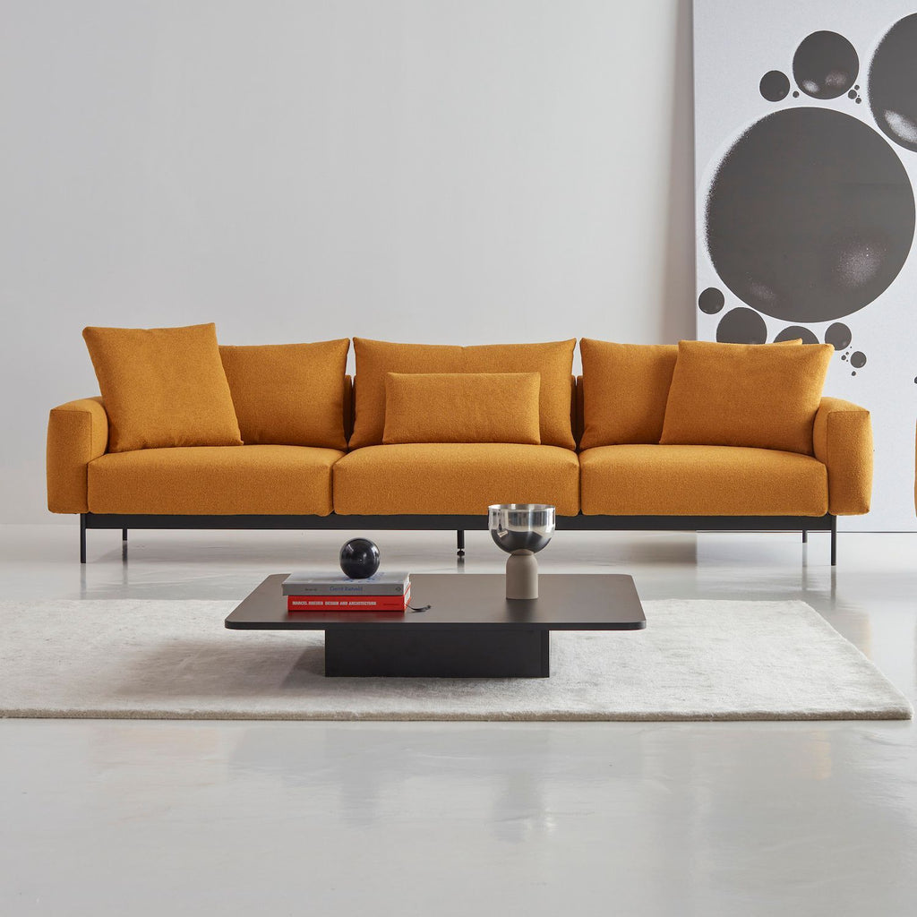 Divano tre posti design moderno Arthon A3 - Bouclé 536 Ochre