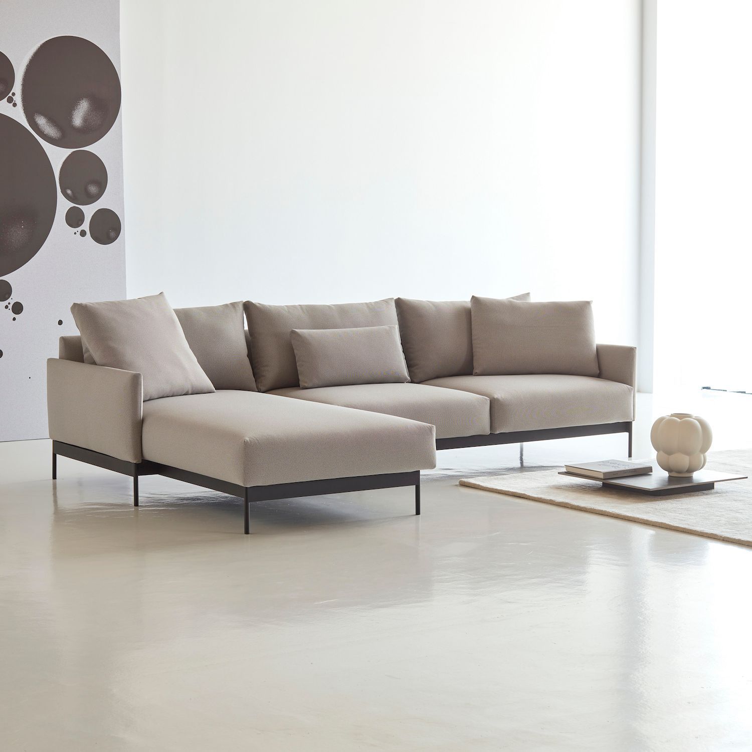 Divano con penisola Tokey B2 - Cura 764 Sand Grey