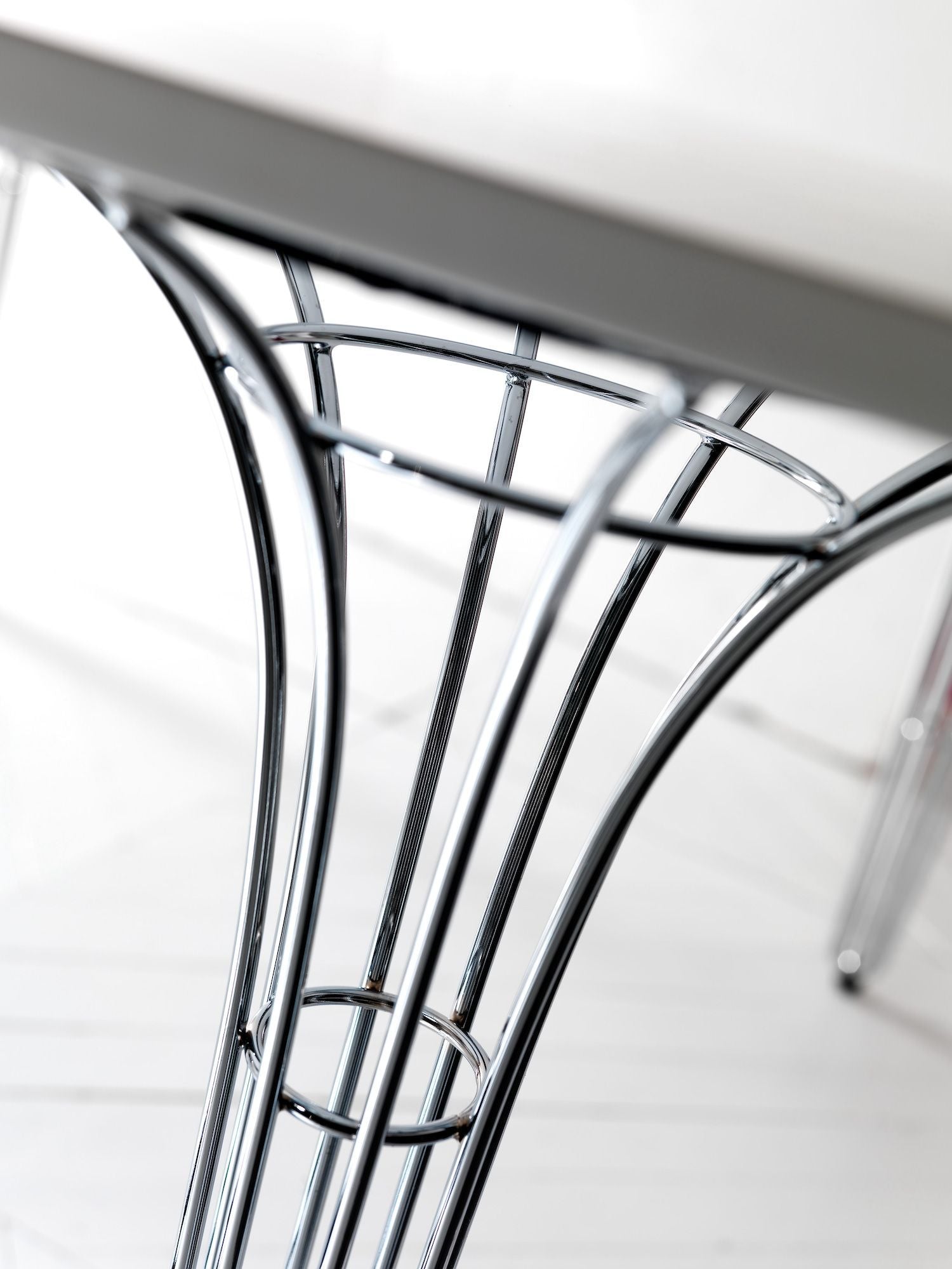 Tavolo design moderno Artù