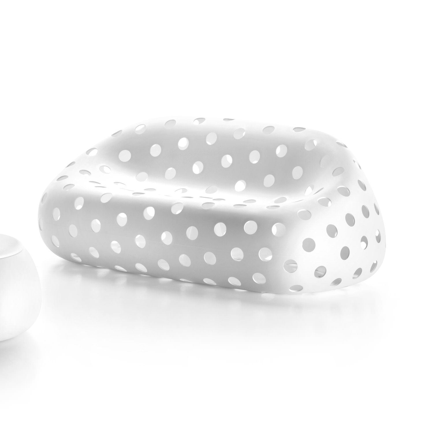 Divanetto da esterno in polietilene Airball by Plust