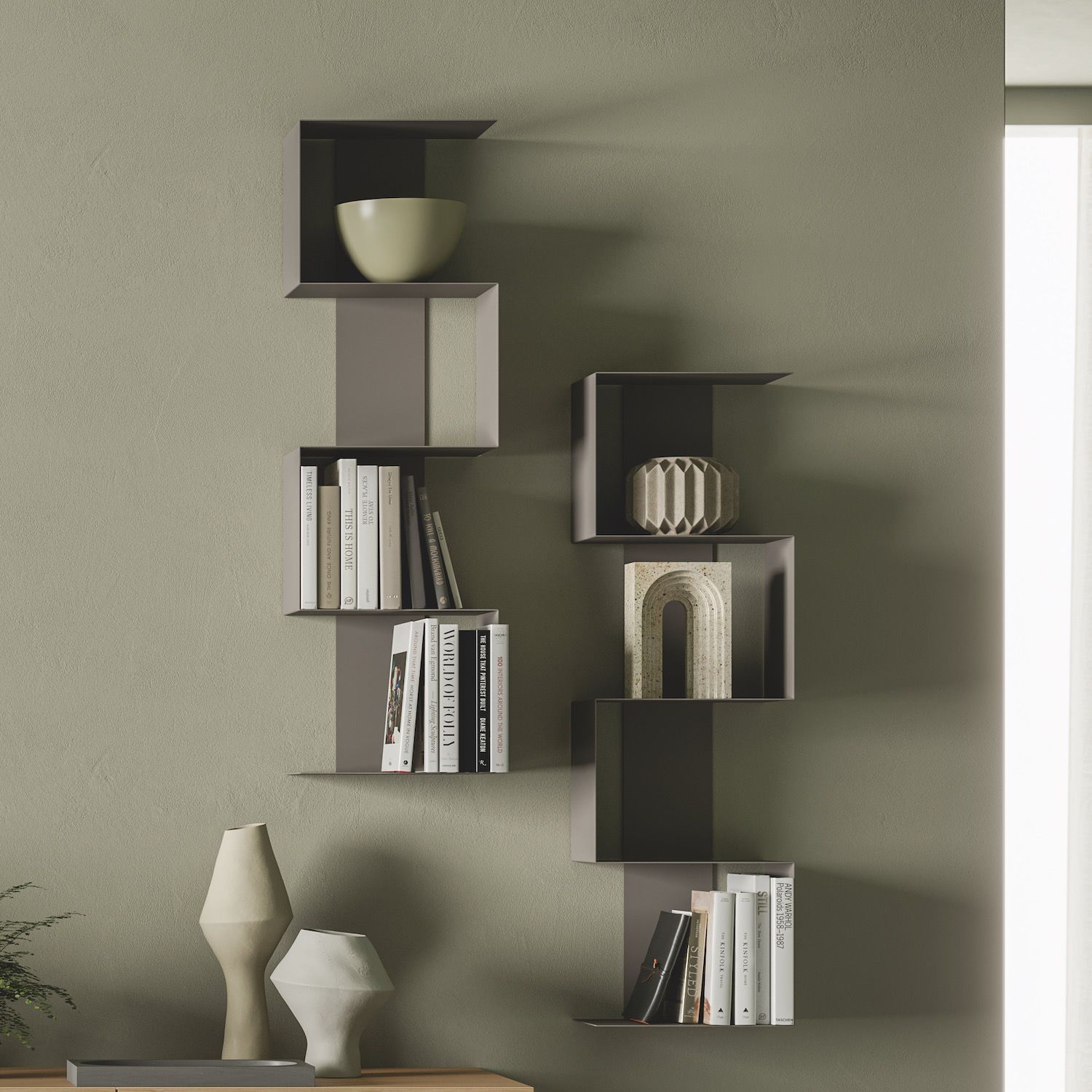 Libreria da parete moderna in acciaio Jaxon