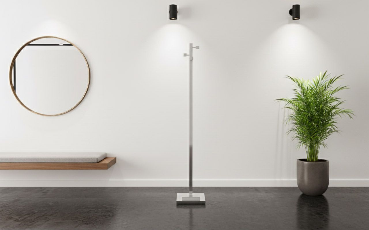 Appendiabiti da terra in plexiglass trasparente Redin