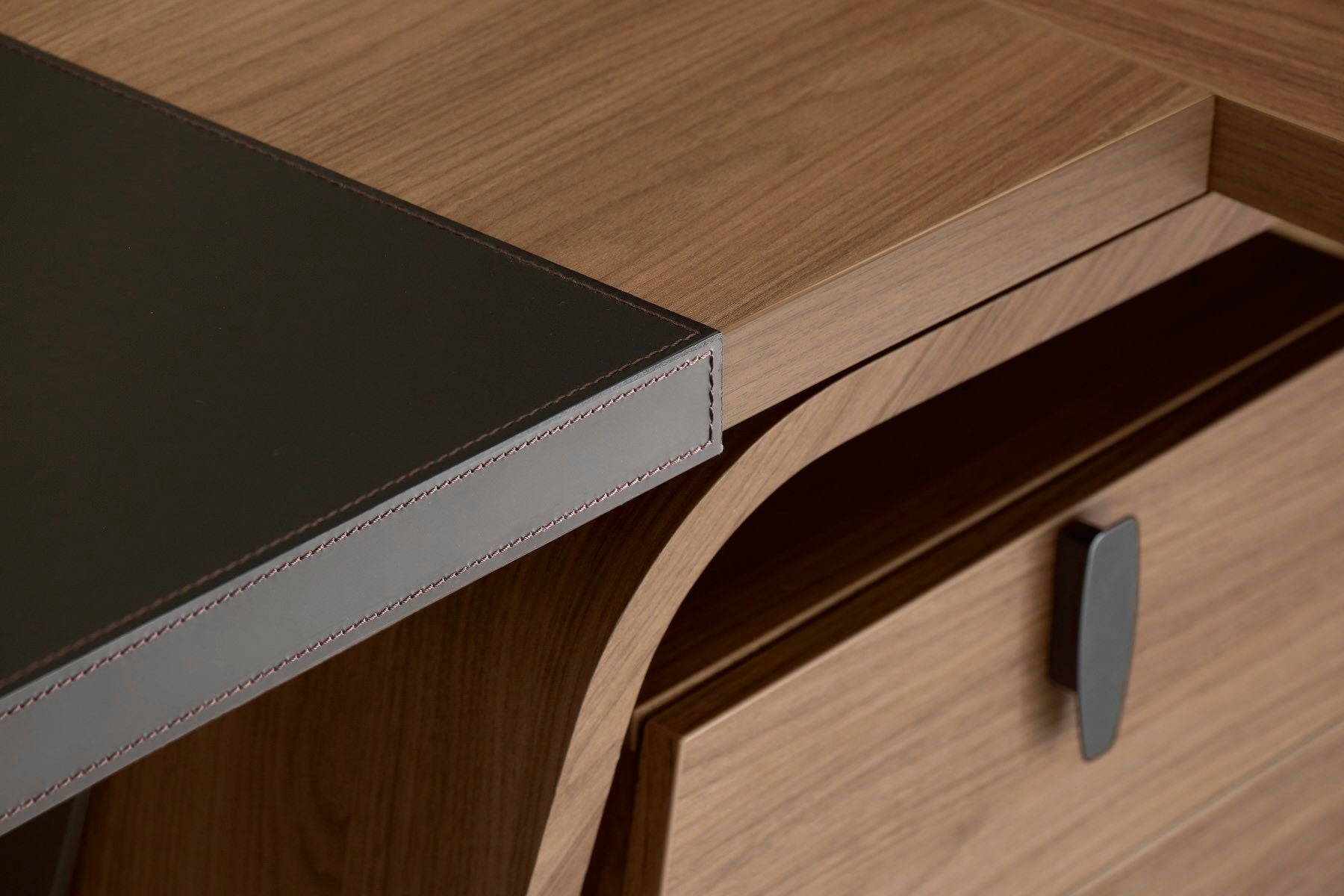 Imperia | Scrivania direzionale design Made in Italy